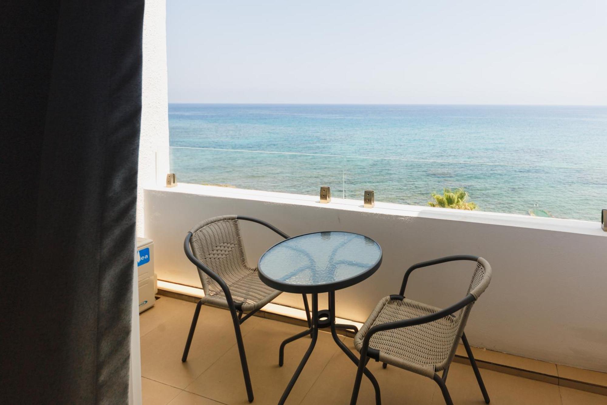 Azure Bay Hotel Ayvaryara Kültér fotó