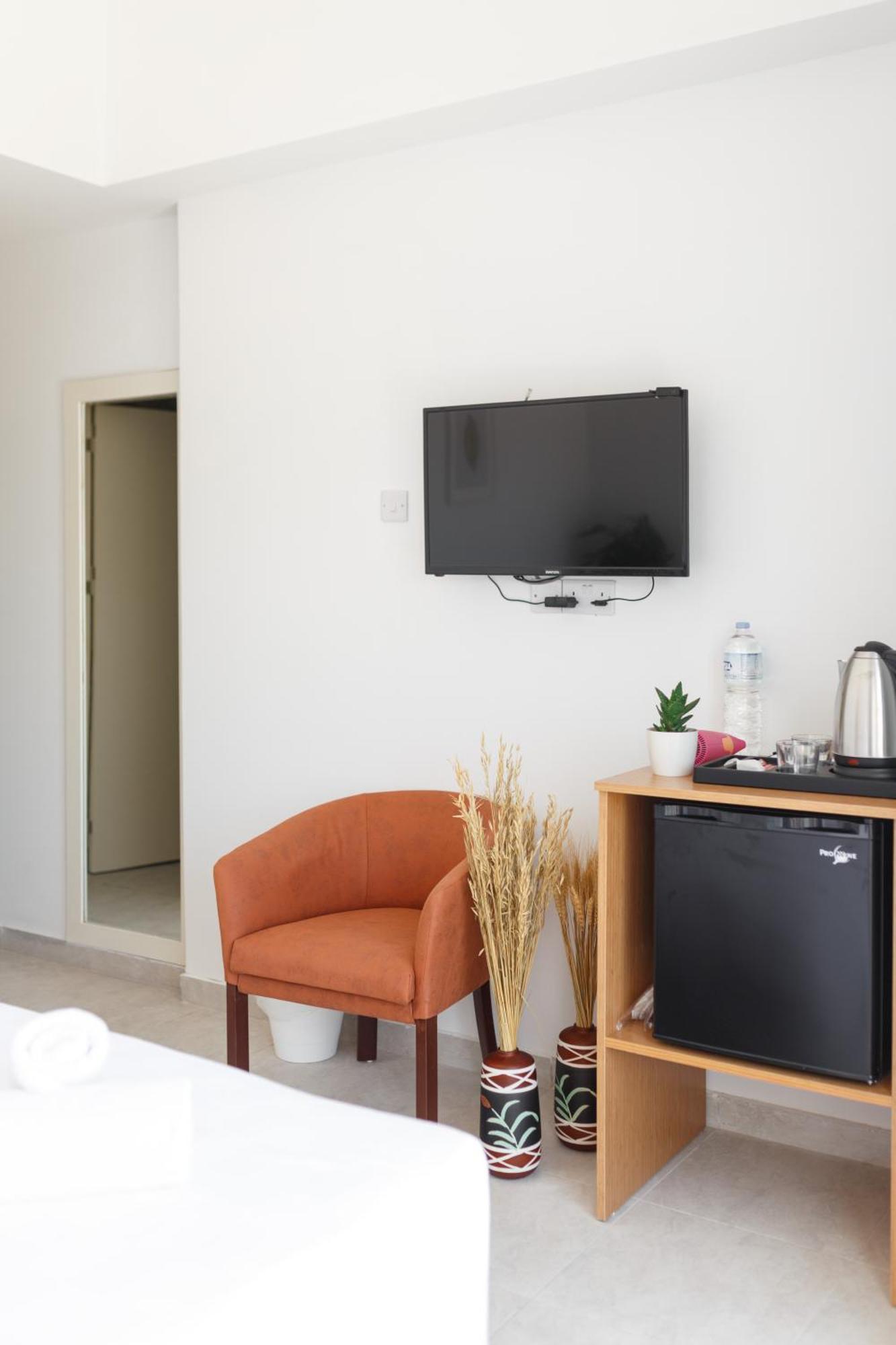 Azure Bay Hotel Ayvaryara Kültér fotó